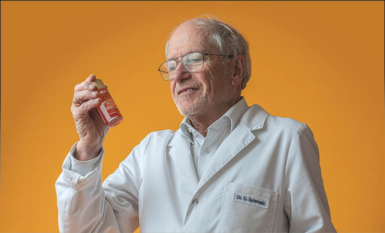 40 Jahre Fett-Feucht Balancer - Dr. Schmalz Dr. Schmalz betrachtet den Fett-Feucht Balancer